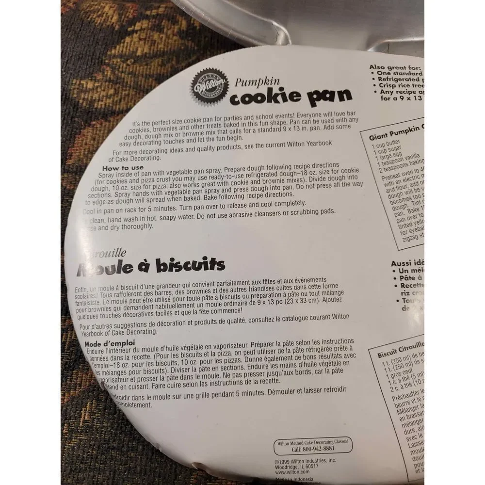 Vintage Wilton Pumpkin Cookie Pan- NWT